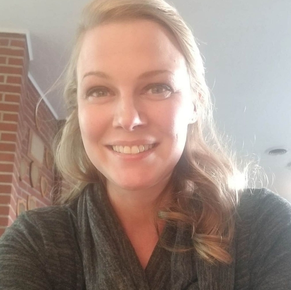 Meet your Posher, Brandi - Picture 4 of 7